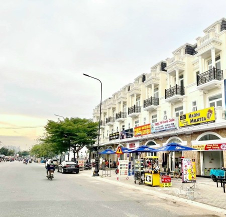 Dự án Icon Central tọa lạc tại vị trí vàng trung tâm thành phố Dĩ An, Bình Dương
