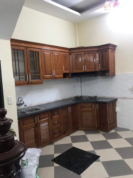 Nhà Đẹp Ở Ngay Ngõ Gốc Đề - Hoàng Mai diện tích sử dụng 36m2 giá bán chỉ 3.5 tỷ