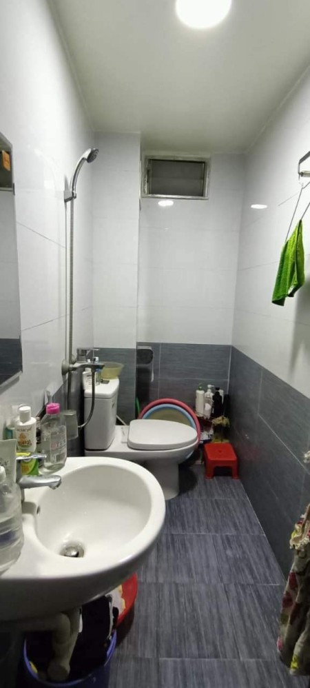 Lô góc 22 mặt ngõ cực gần phố, nhà đẹp Quận Long Biên dtsd 50m2, 4 tầng, lh 0972263245