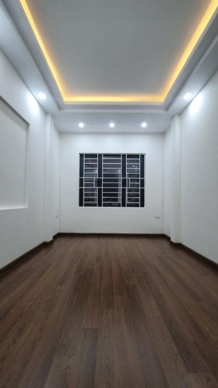 Bán nhà đẹp nguyên căn ô to đỗ cửa ngõ thông Phúc Đồng, liên hệ 0972263245