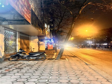 Bán nhà mặt phố Thượng Đình Quận Thanh Xuân 5 tầng, mặt tiền 4.5m, giá bán 16.8 tỷ