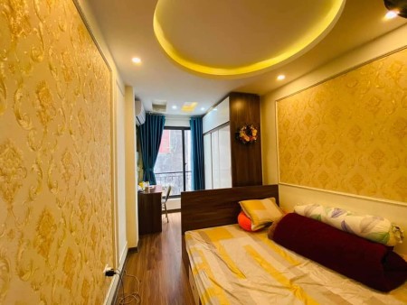 Bán nhà nguyên căn mới xây, diện tích 45m2, đúc 5 tầng, giá bán 4 tỷ, sổ đỏ nở hậu