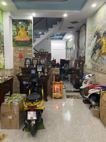 Khu Phân Lô Víp hẻm xe hơi tránh Hương lộ 2 Quận Bình Tân giá bán chỉ nhỉnh 5 tỷ