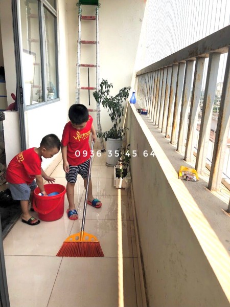 Chính chủ cần bán căn góc 74m2 VOV Mễ Trì nguyên bản không thấm dột, tầng cao thoáng mát 1 TỶ 8