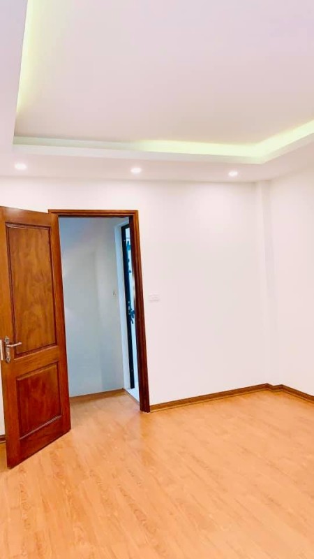 Bán nhà đẹp Thanh Xuân khu an sinh đỉnh giá bán 5 tỷ liên hệ 0976758787