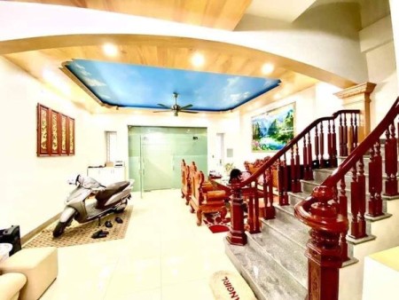 Cần bán nhanh, mặt ngõ Trương định, 40m2, 5 tầng, MT 5.8m, giá chỉ 6,65 tỷ, kinh doanh tốt