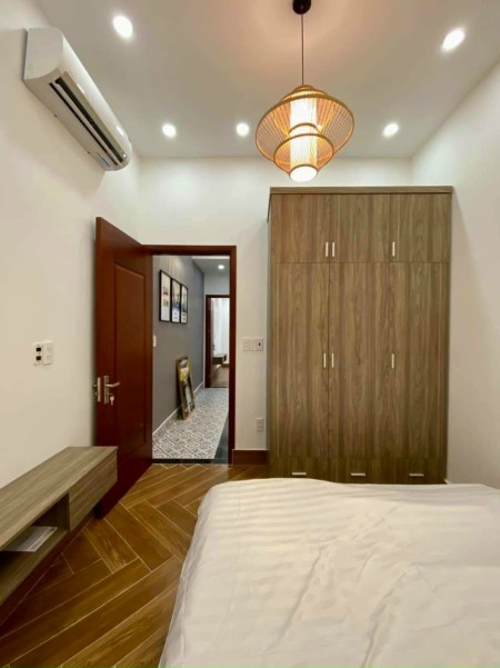 Nhà MT hẻm 6m buôn bán được 680 triệu/sổ riêng kế chợ Bà Điểm (vay được 70%) O789114979