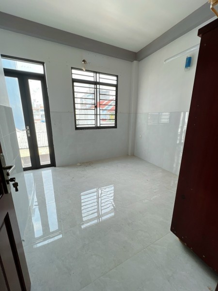 Bán nhà hẻm 3m Âu Dương Lân Phường 3 Quận 8 giá bán còn thương lượng