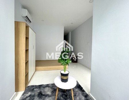 Căn hộ ban công Duplex cửa sổ đủ nội thất Quận 10 ĐH Bách Khoa Hulfit Vạn Hạnh Mall BV 115