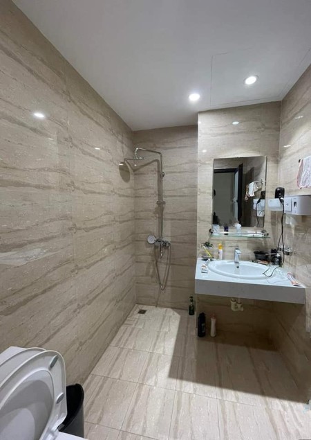 Bán nhà Ngọc Thuỵ lô góc thoáng sáng, ô tô đỗ cửa ngõ rộng, dtsd 30m2, gía 3.65 tỷ