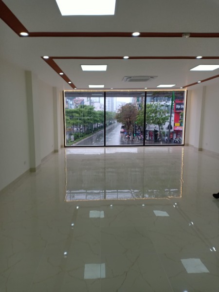 Bán nhà mặt phố SĐCC Xuân Thủy – Cầu Giấy 8 tầng, MT6.5m, giá 55 tỷ.