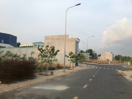 Đất nền Đức Hoà mặt tiền lộ nhựa 10mNgang 5Dài 26Giao thông thuận tiện