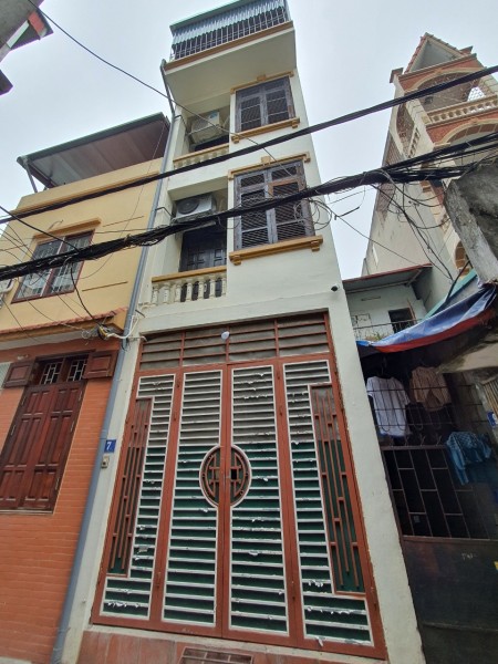 Bán nhà phố Tương Mai, diện tích sử 65M2 4 tầng đẹp hơn hoa hậu, lh 0886935935