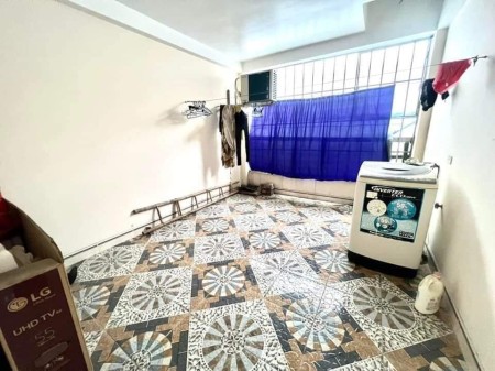 Bán nhà mặt phố T4/2022 Hoa Bằng Quận Cầu Giấy 50M, 5 tầng, giá 12.45 tỷ sổ đỏ chính chủ