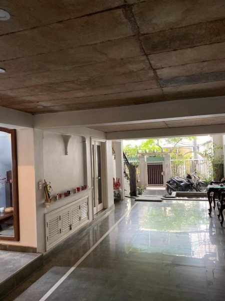 Bán nhà phố đẹp Đặng Thai Mai- Tây Hồ có 10 tầng THANG MÁY, MT9.5m, giá 80 tỷ - SĐCC.
