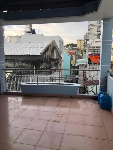 Nhà cho thuê hẻm 4.5m Nguyễn Thiện Thuật F2 Quận 3 giá 14 triệu/tháng, lh 0902999370