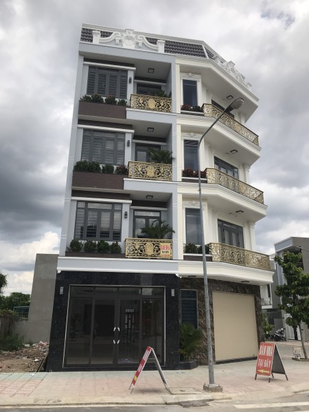 Bán nhà mới mặt tiền 22m thuộc phường Bình An, Dĩ An, giá 5,8 tỷ, 68m2x4T, gara để ô tô rộng rãi