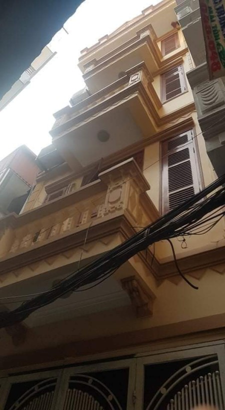 Siêu rẻ bán nhà Xuân Thủy Quận Cầu Giấy đúc 4 tầng giá bán 4,8 tỷ sẵn sàng giao dịch
