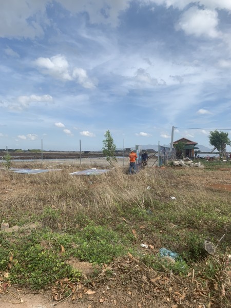 Bán đất ven biển vị trí đẹp sổ sẵn, liên hệ 0353387651 view dẹp thông thoáng, giá đầu tư