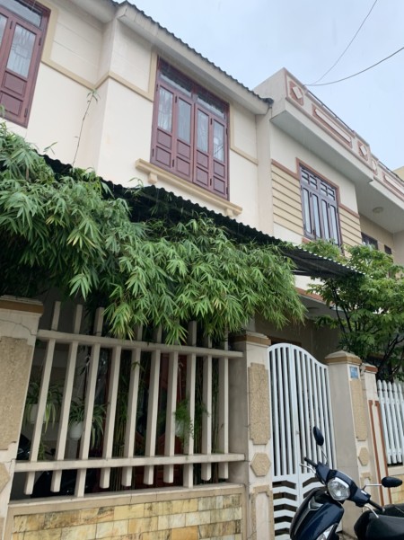 Đi đến slide 1