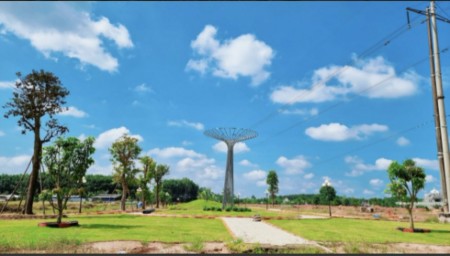 Đất nền Phú Giáo, mặt tiền đường ĐT 741, thổ cư 100% giá 650 triệu/, pháp lý chuẩn