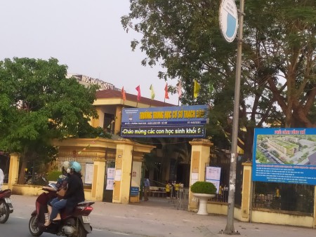 Bán nhà Thạch Bàn, 4 tầng diện tích 45M2 giá bán chỉ 3,5 tỷ, số chính chủ cất két