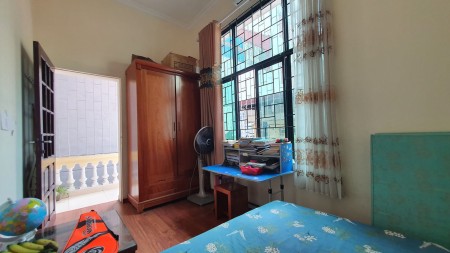 Bán nhà Khương Trung, gần Ngã Tư Sở, lô góc, ô tô đỗ cửa diện tích 45m2, 5 tầng, giá 4.5 tỷ