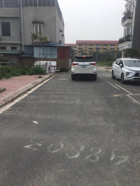 Cần bán lô đất siêu phẩm khu tái định cư Khúc Trì giá bán 2.1 tỷ, thương lượng