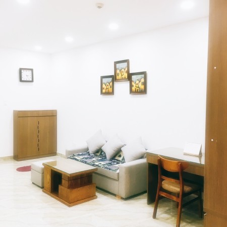 Bán căn studi officetel 40m2 tại chung cư Kingston Residence Novaland. Giá bán 2.7 tỷ bao hết