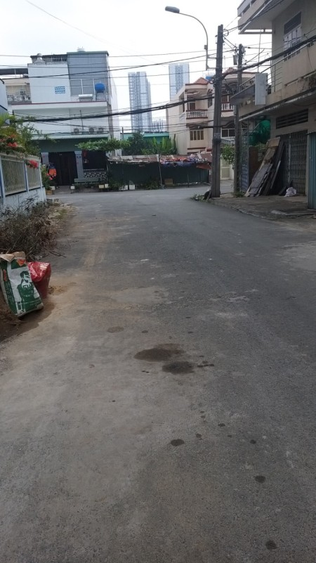 Cô 2 cần bán căn nhà Bình Tân mặt tiền đường ô tô sổ hồng riêng, nhà mới toanh