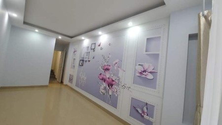 Bán nhà Ngọc Thuỵ nhỏ đẹp như tranh, diện tích 35m2, 5 tầng, 3.8 tỷ lhcc 0972263245