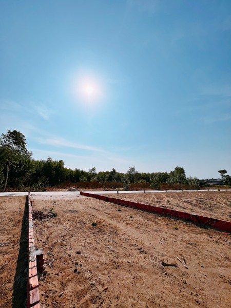Ngộp cọc sang gấp 254m2 đất sổ đỏ đất gần biển Lộc An thổ cư 100m2, bàn giao sổ ngay