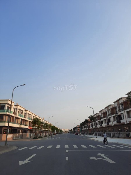 Đi đến slide 4