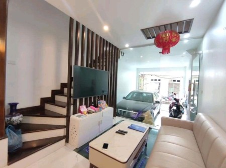 Bán nhà Linh Đàm, Hoàng Mai, 95m, 4T, MT 6,5m, 10 tỷ. Ô tô, kinh doanh