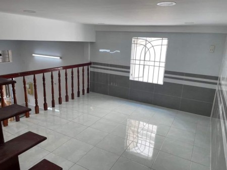 Bán gấp nhà đường Quang Trung phường 10, Gò Vấp, dtsd 39m2, 3 tầng, giá bán 3.2 tỷ