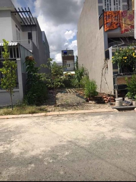 Bán đất ngay gần trường đại học Công nghệ Sài Gòn giá thương lượng, tiện ích đầy đủ