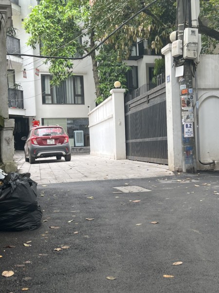 Toà nhà đẳng cấp Tây Hồ kinh doanh lợi nhuận khủng, 8 tầng đúc, mặt tiền 26m, giá 15 tỷ
