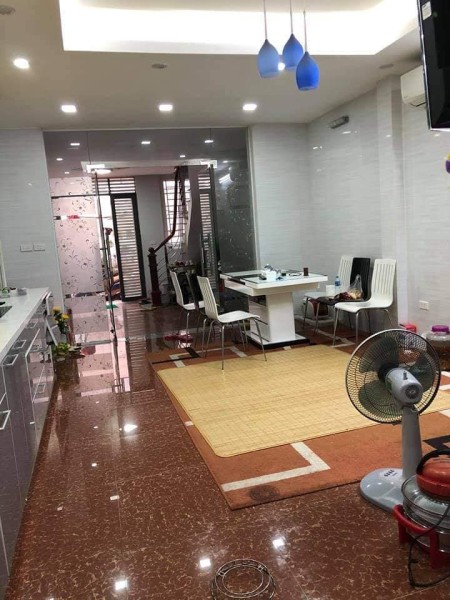 Đi đến slide 4