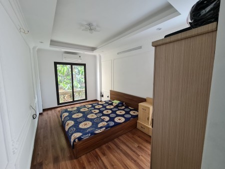 Cần bán gấp nhá 5 tầng Tân Thuỵ ngõ ô tô vào giá bán nhanh chỉ 3.7 tỷ, sổ sẵn bàn giao ngay