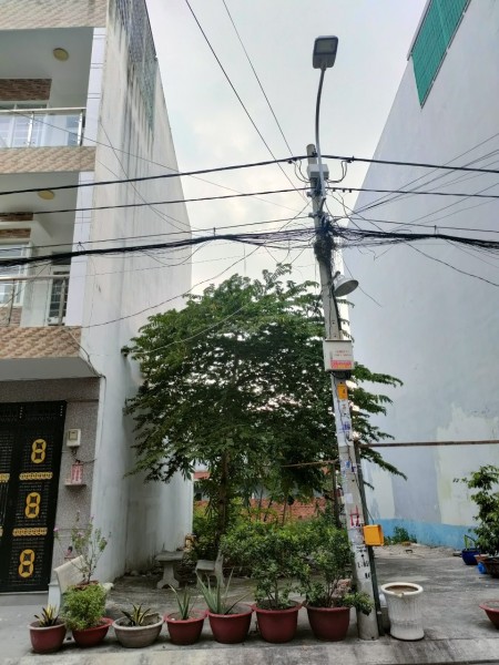 Cần bán nhà nguyên căn mặt tiền khu Vip Bình Phú, diện tích 64m2, giá bán 9.2 tỷ