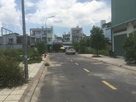 Chỉ còn 7 đất nên Thạnh Lộc, Quận 12 sổ chính chủ bao sang tên, lh 0961285221