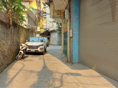 Bán nhà nguyên căn ngõ An Trạch gần phố ngõ rộng ô tô vào nhà, bàn giao sổ ngay