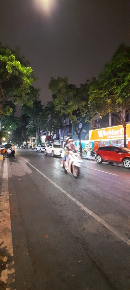 Bán nhà mặt phố Ngô Thị Nhậm mt 5.1m2, giá bán 19.5 tỷ, kinh doanh siêu đỉnh, an ninh