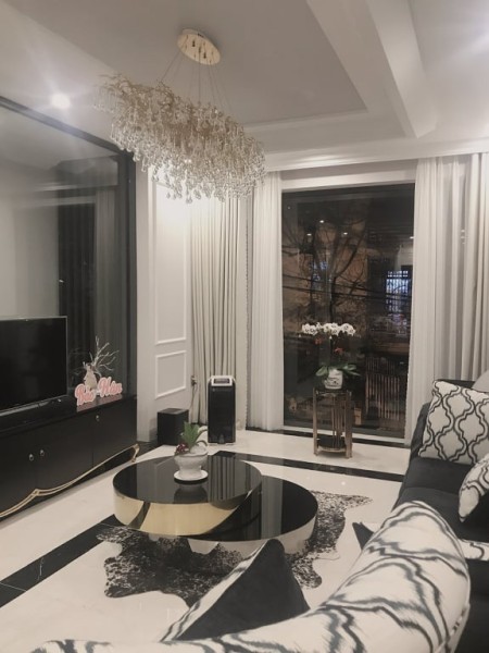 Nhà đẹp 4 tầng diện tích 65m2 ở ngay hoặc kinh doanh mặt tiền 5.5m Trung tâm