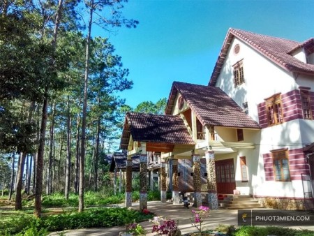Chính chủ cần cho thuê biệt thự nguyên căn đã xây thô 3 tầng đúc kiên cố, hướng tốt