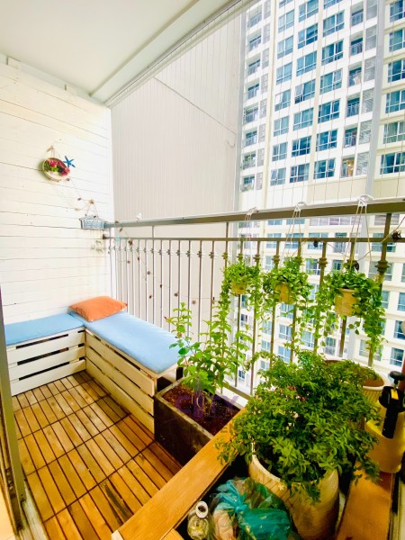 Chính chủ bán căn hộ Vinhomes Central Park 2 phòng ngủ, 2 nhà vệ sinh, hướng tốt