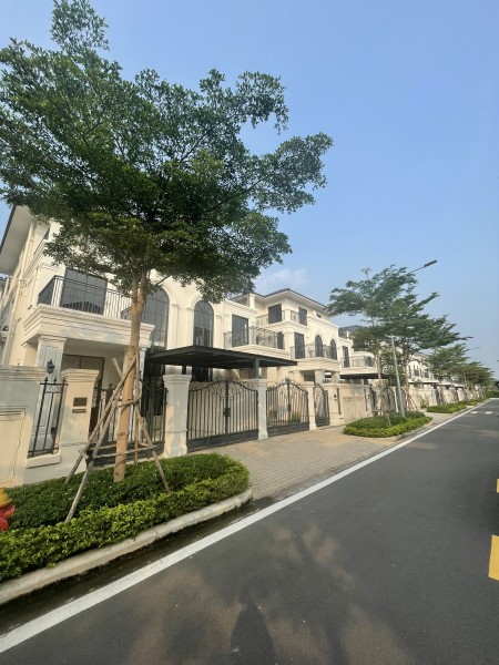 Chuyển nhượng nhà phố Swanbay đảo Đại Phước giá bán 20 tỷ bàn giao đầy đủ sổ