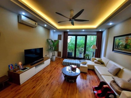 Gấp bán, giảm sâu bán nhà trung tâm Phú Nhuận, dtsd 69m2, mt 4m, chỉ 5.95 tỷ, 0703165049