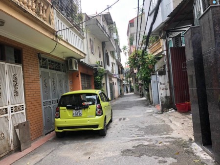 Bán nhà Đức Giang, Long Biên, dtsd 58m2, 4 tầng giá 4.65 tỷ, nhà 2 mặt thoáng, ngõ rộng ô tô