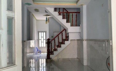 Nhà bán 1 trệt 2 lầu đường Hiệp Thành 12, xe tải ra vào ổn giá 2.8 tỷ, liên hệ 0938001362